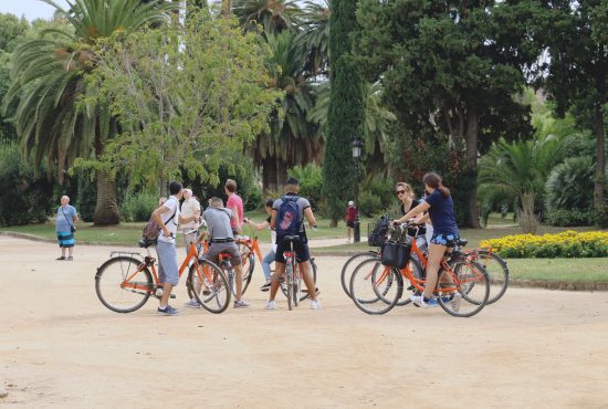 The green, green grass of Barcelona | green bike tour